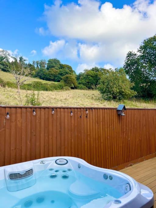 Countryside Converted Barn With Hot Tub Newton Abbot Exteriér fotografie